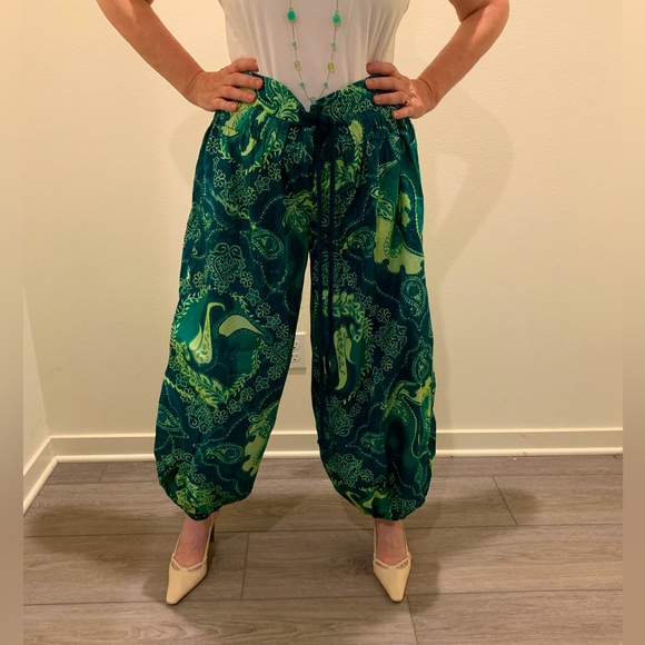 Free People Pants - Free People pull-on cotton harem pants with elasticized waist & ankle M